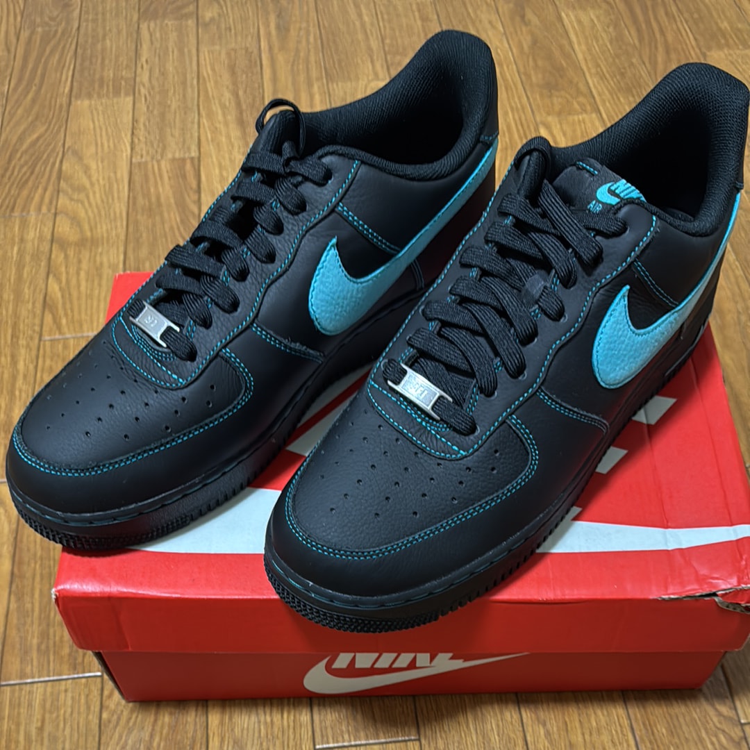 Nike Air Force 1 Low "Black Tiffany"