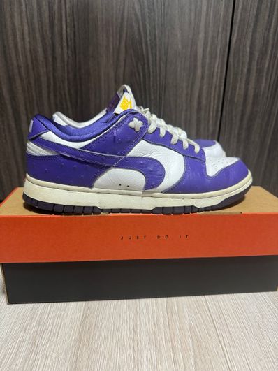 Nike Women's Dunk Low "Made You Look"