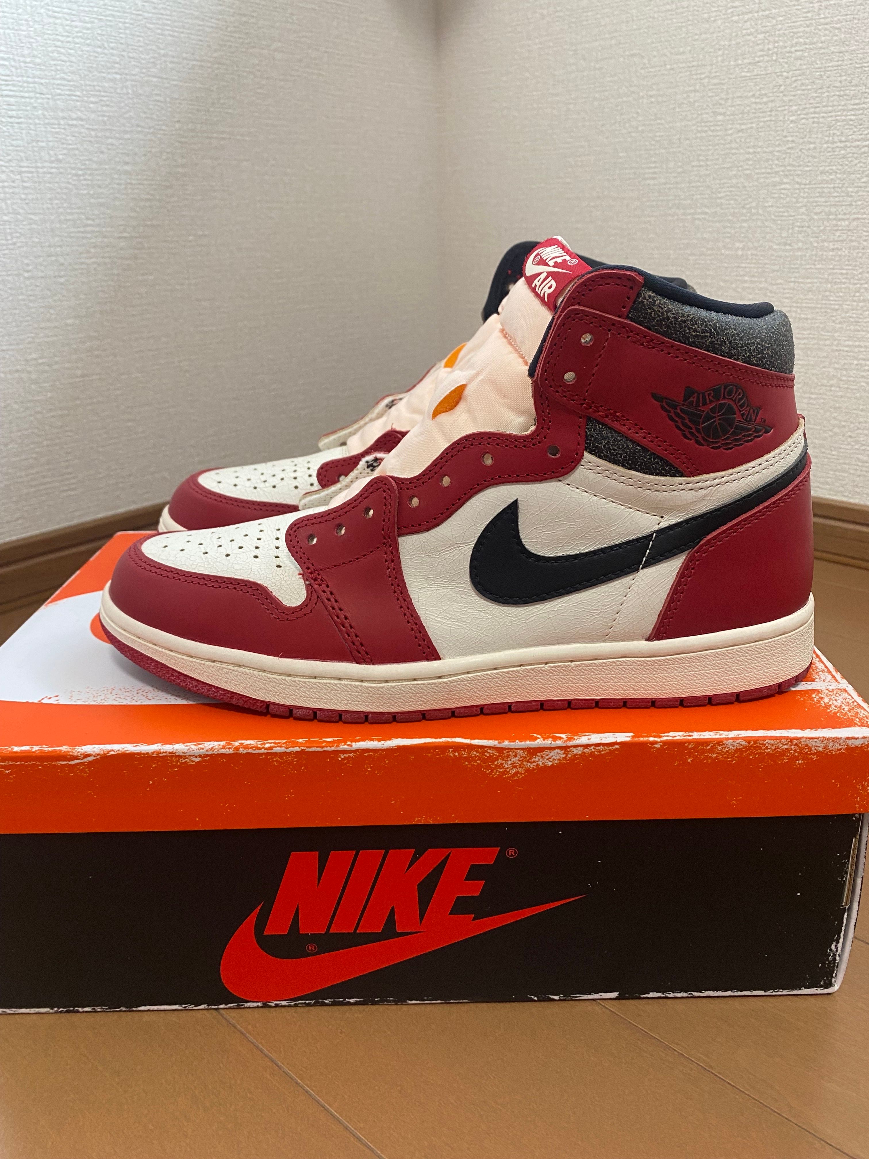 Nike Air Jordan 1 High OG "Lost & Found/Chicago"