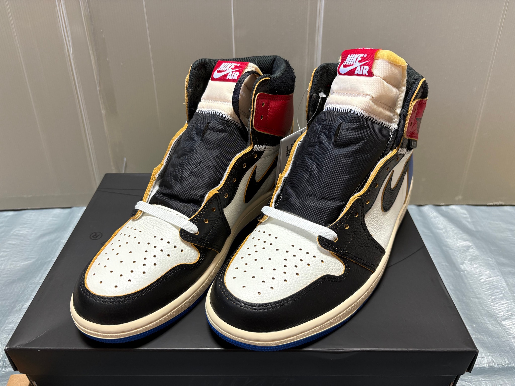 fragment design × UNION × Nike Air Jordan 1 High OG "Black/Varsity Red"