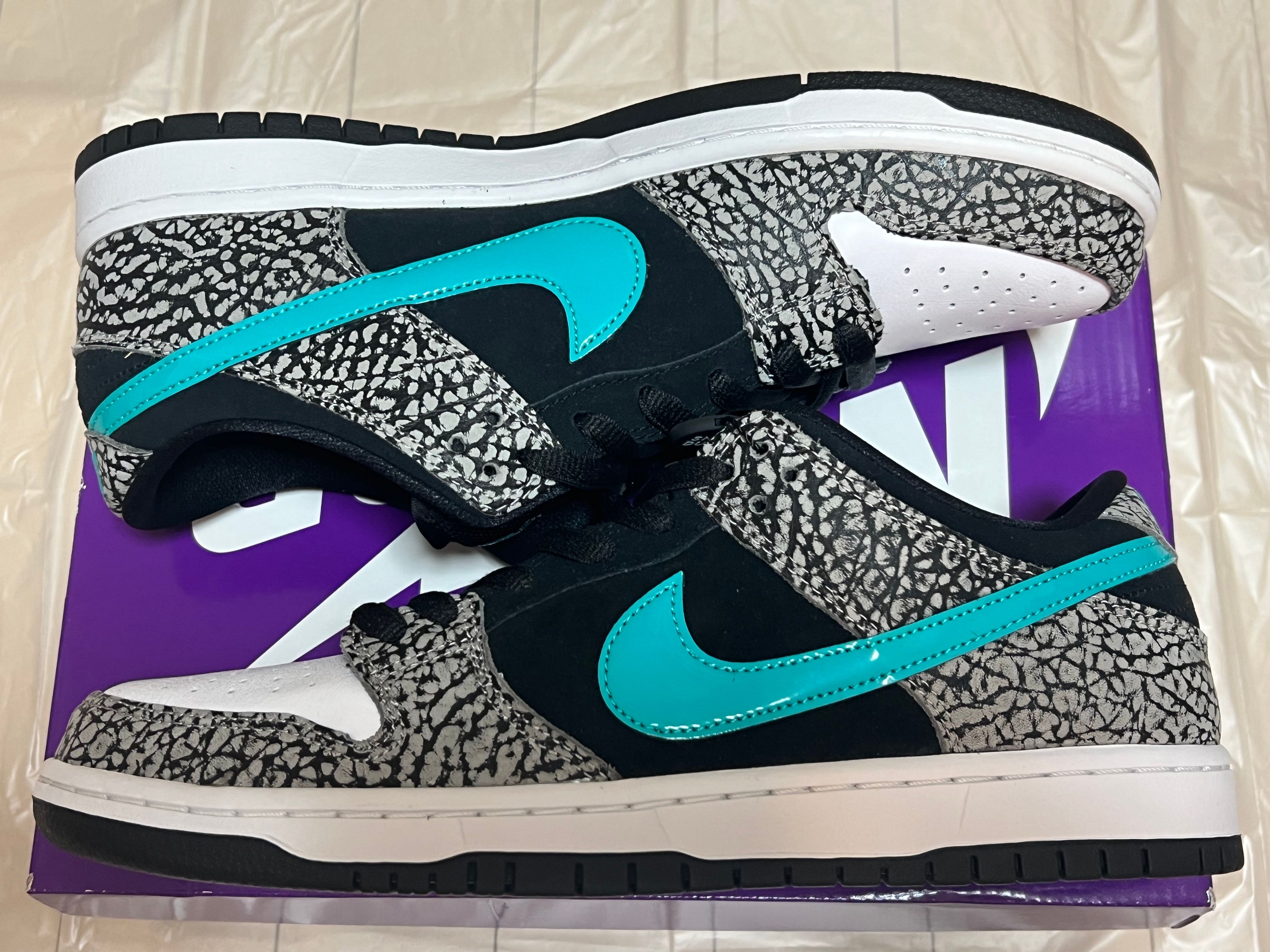 Nike SB Dunk Low "Elephant/Safari"