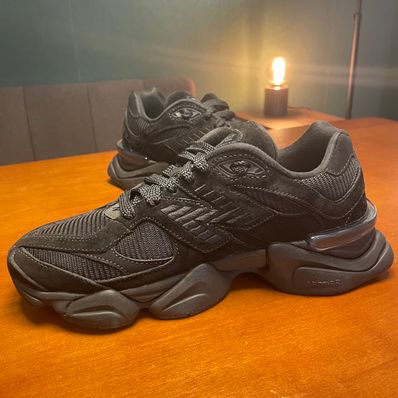 New Balance 9060 "Triple Black"