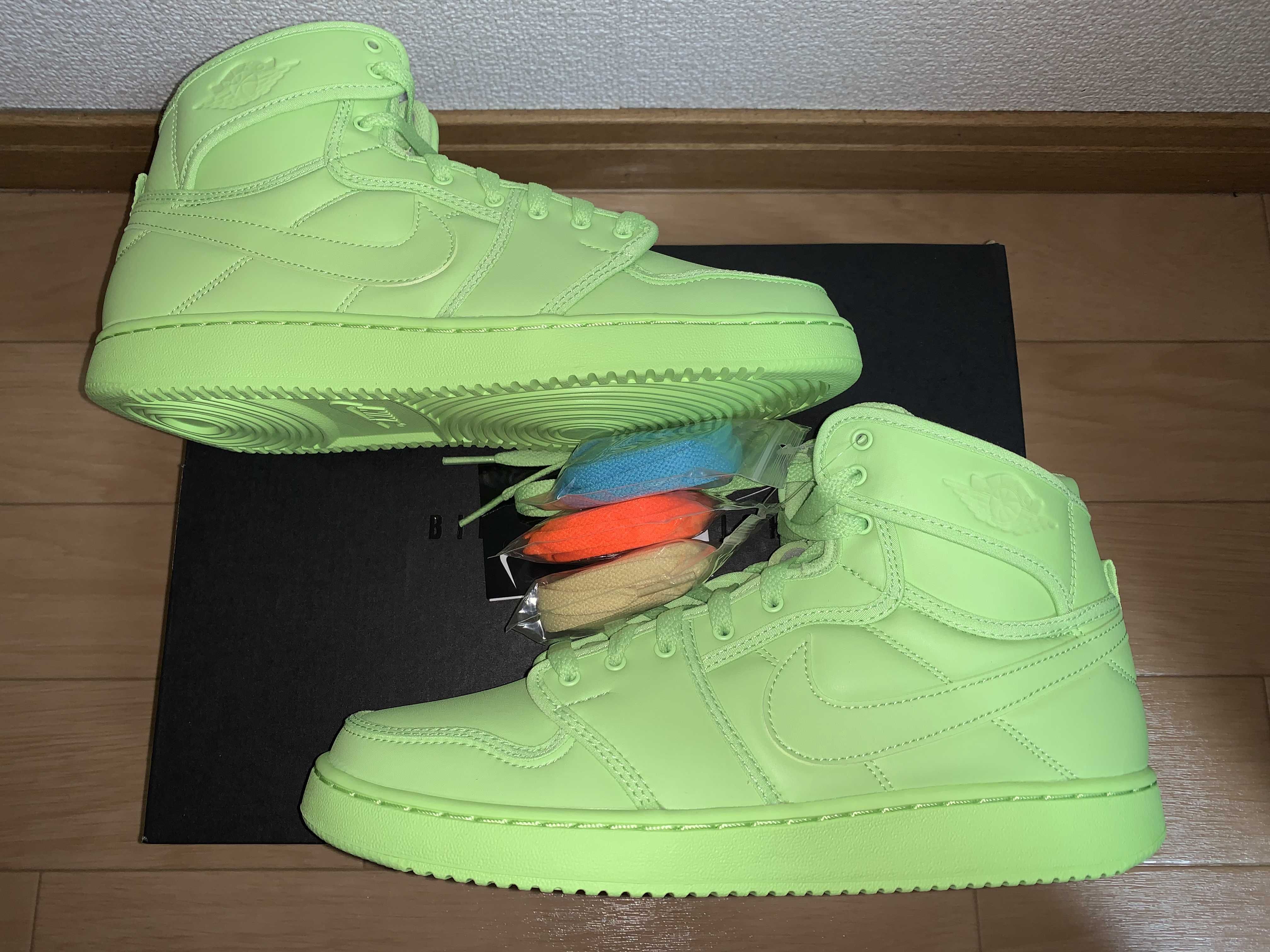 Billie Eilish × Nike Women's Air Jordan 1 High KO "Volt"