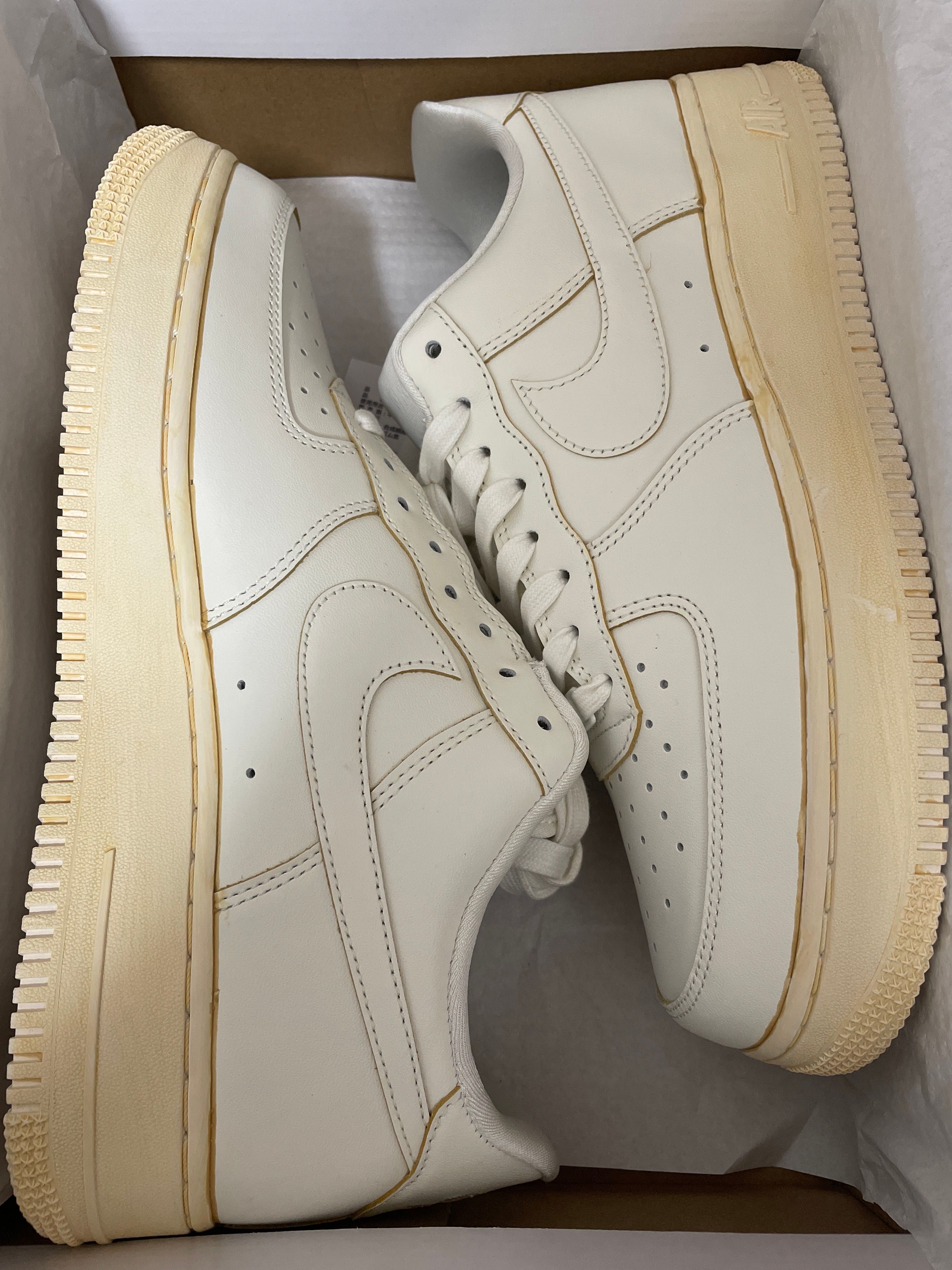 Nike Air Force 1 Low '07 LV8 "Made You Look"