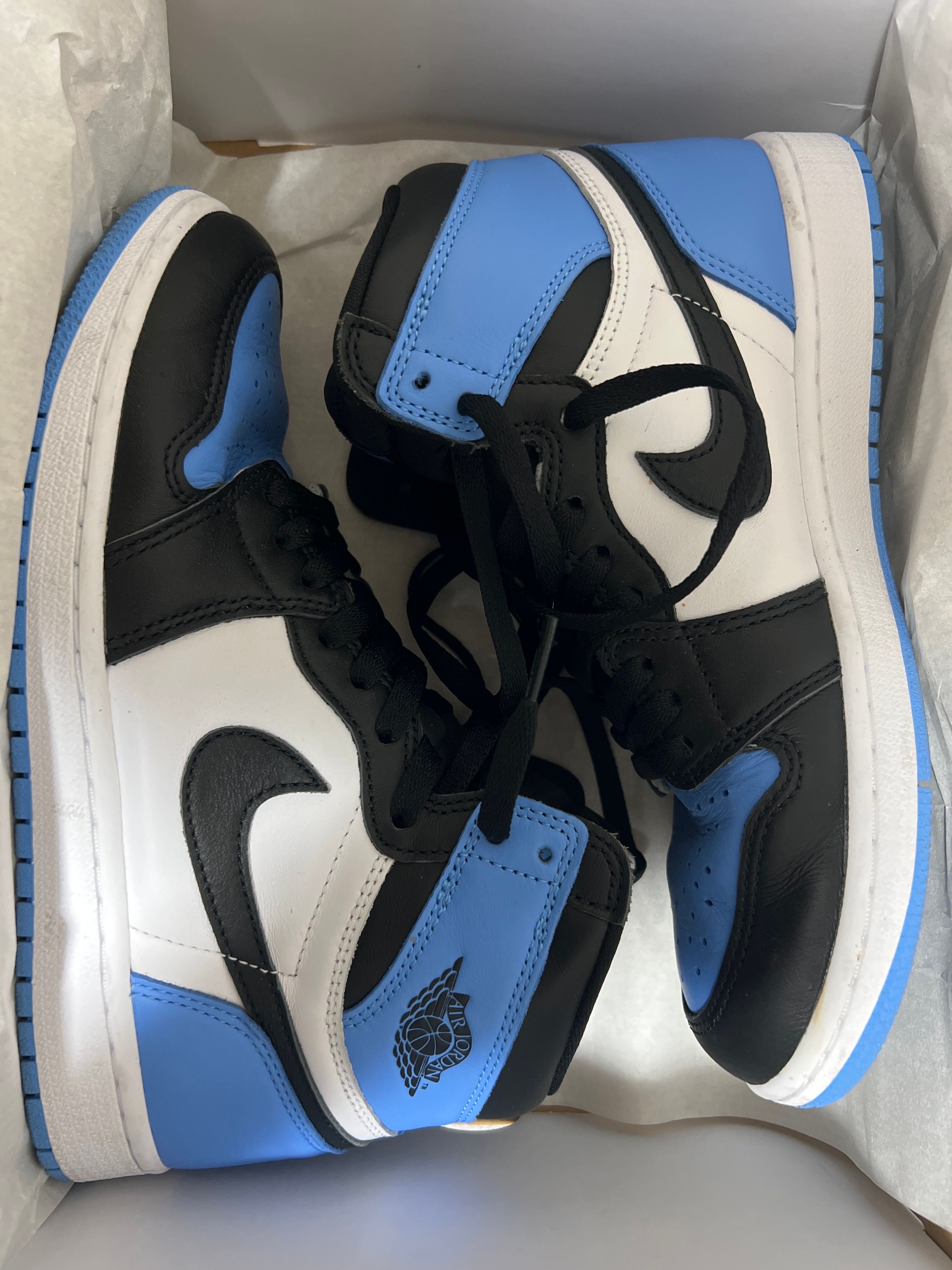 Nike Air Jordan 1 Retro High OG "University Blue/UNC Toe"