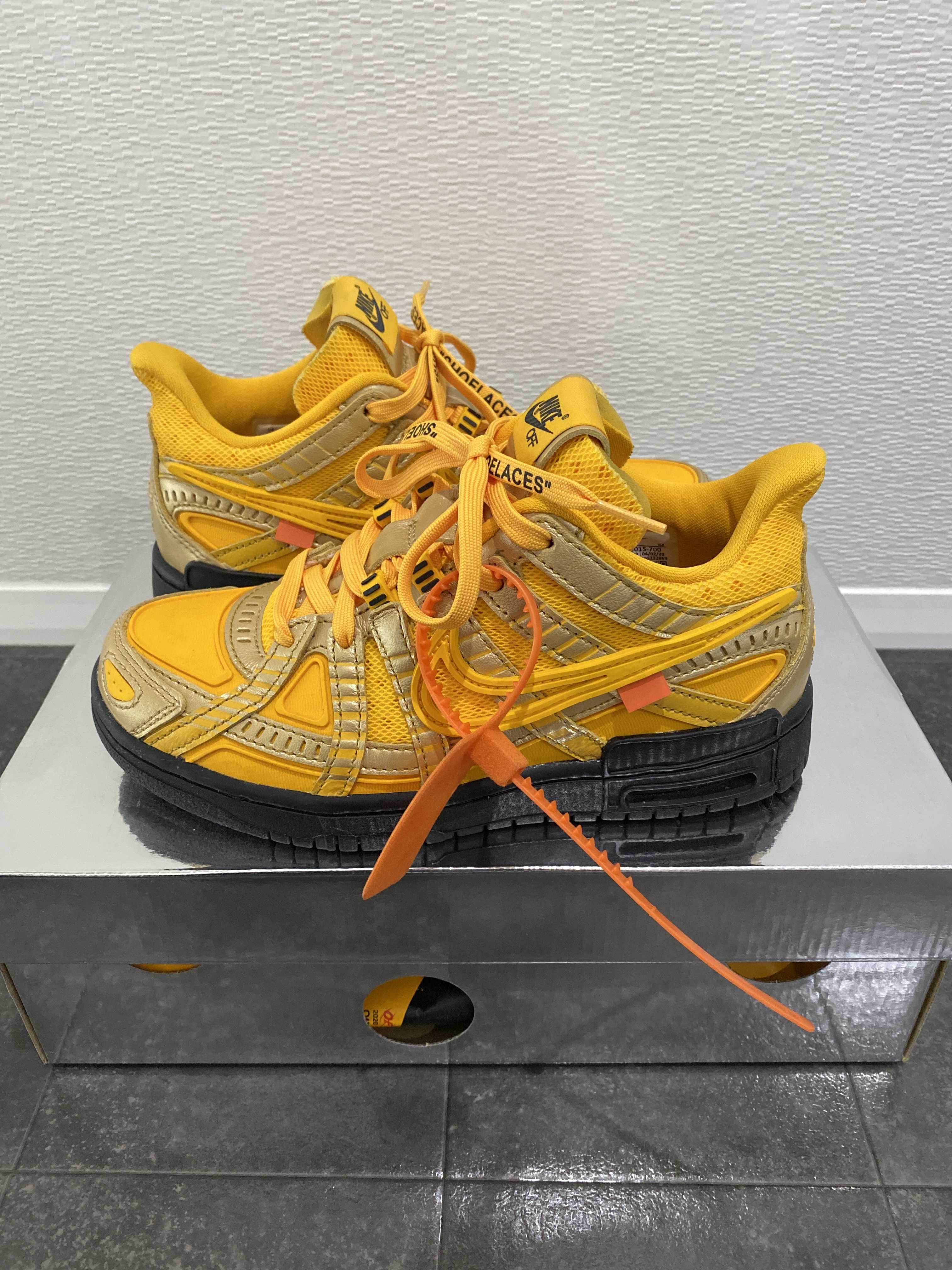 Off-White × Nike Air Rubber Dunk "University Gold" 