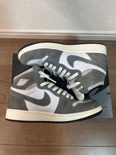 Nike GS Air Jordan 1 Retro High OG "Black and Smoke Grey"