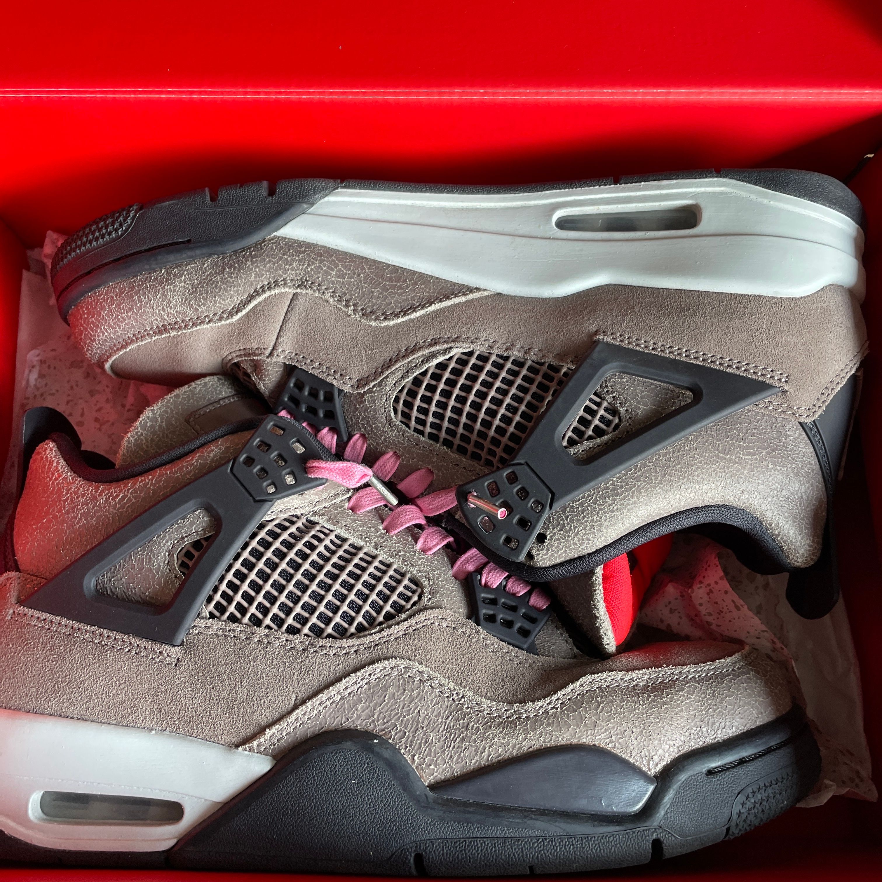Nike Air Jordan 4 "Taupe Haze"
