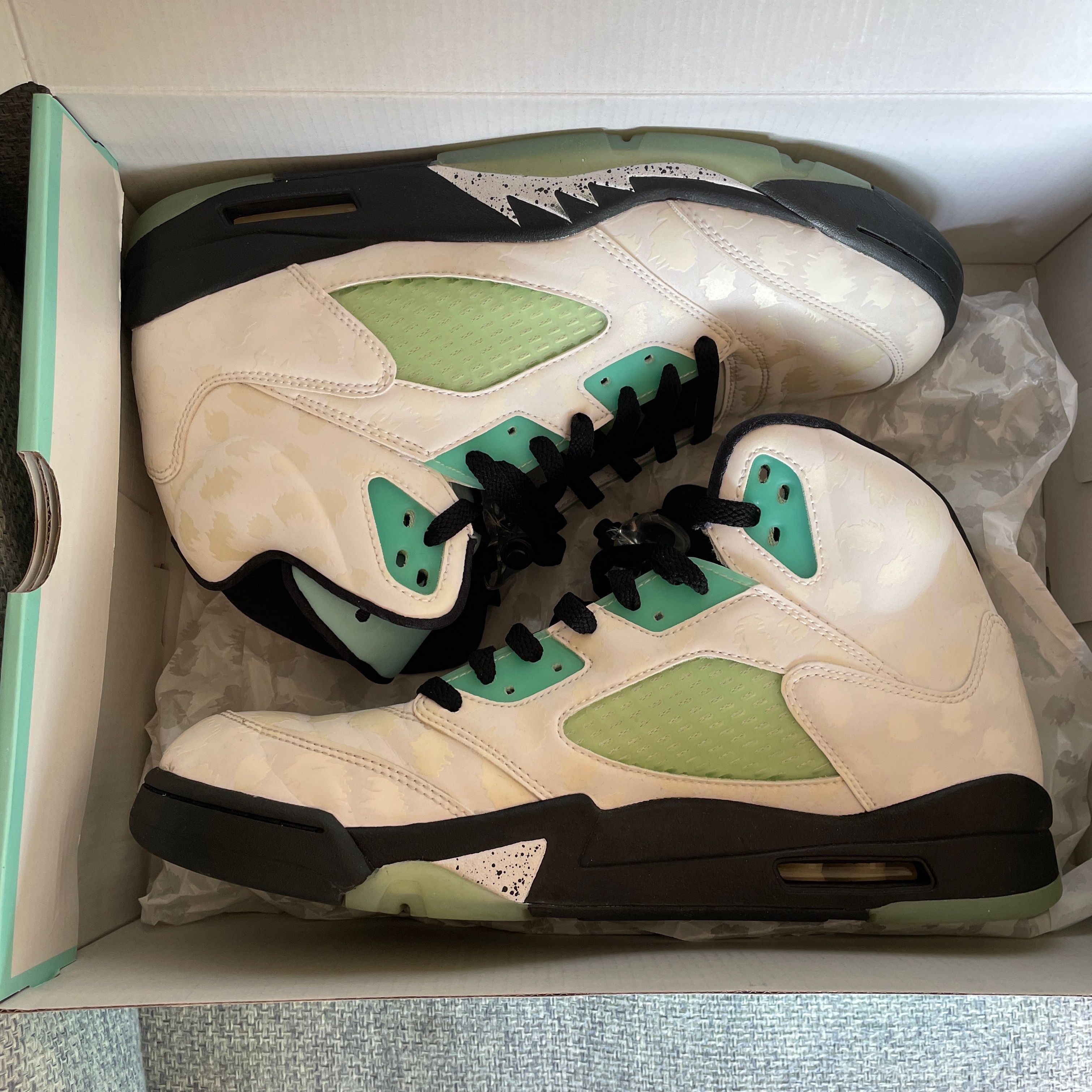 Nike Air Jordan 5 "White/Black/Island Green"