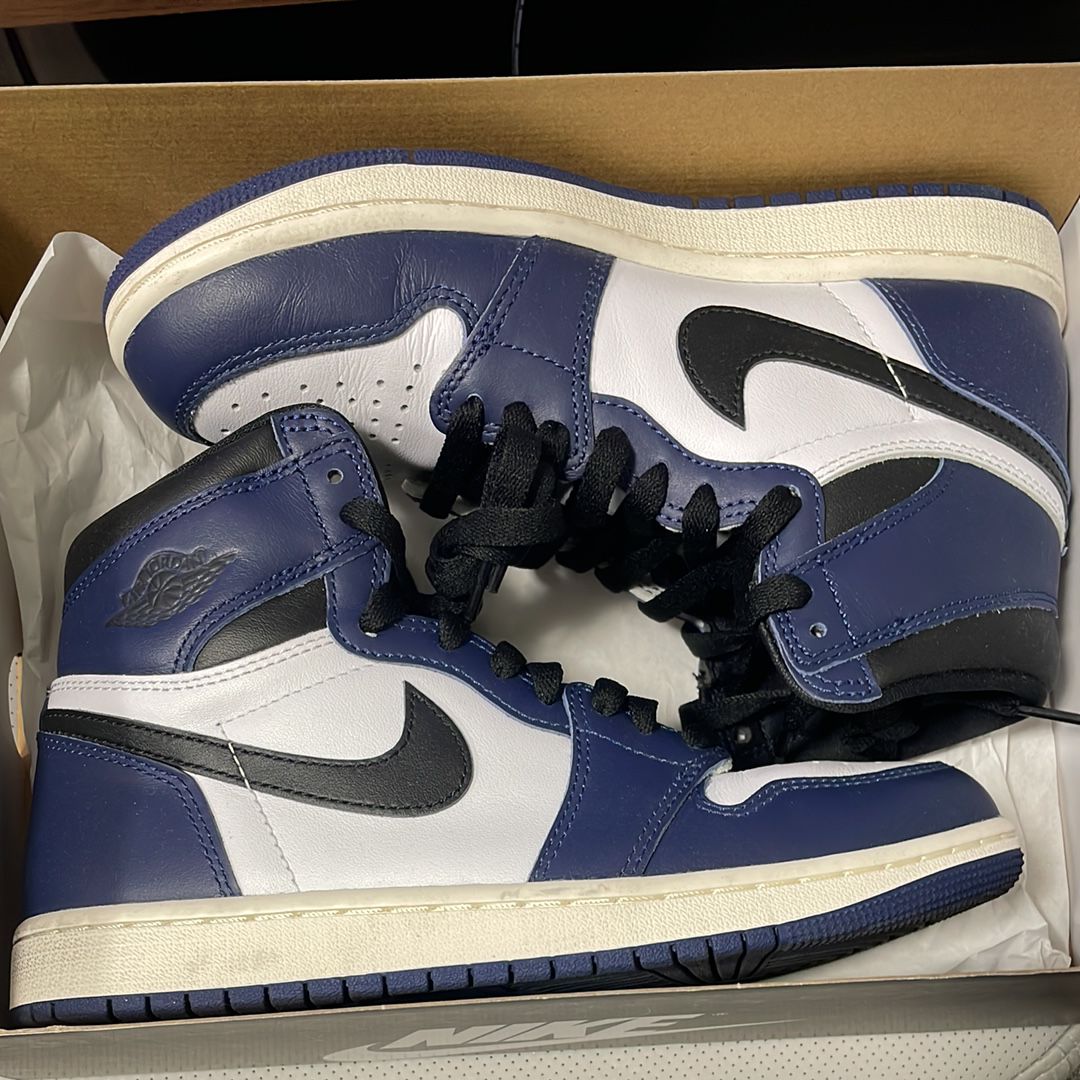 Nike Air Jordan 1 Retro High OG "Midnight Navy"