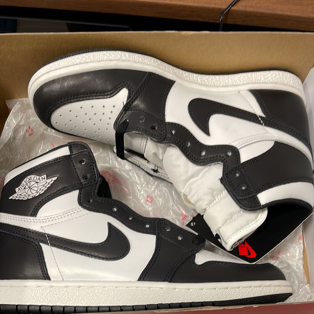 Nike Air Jordan 1 High '85 "Black/White"