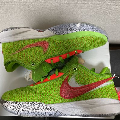 Nike LeBron 20 "Christmas"