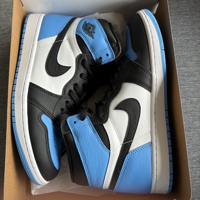 Nike Air Jordan 1 Retro High OG "University Blue/UNC Toe"