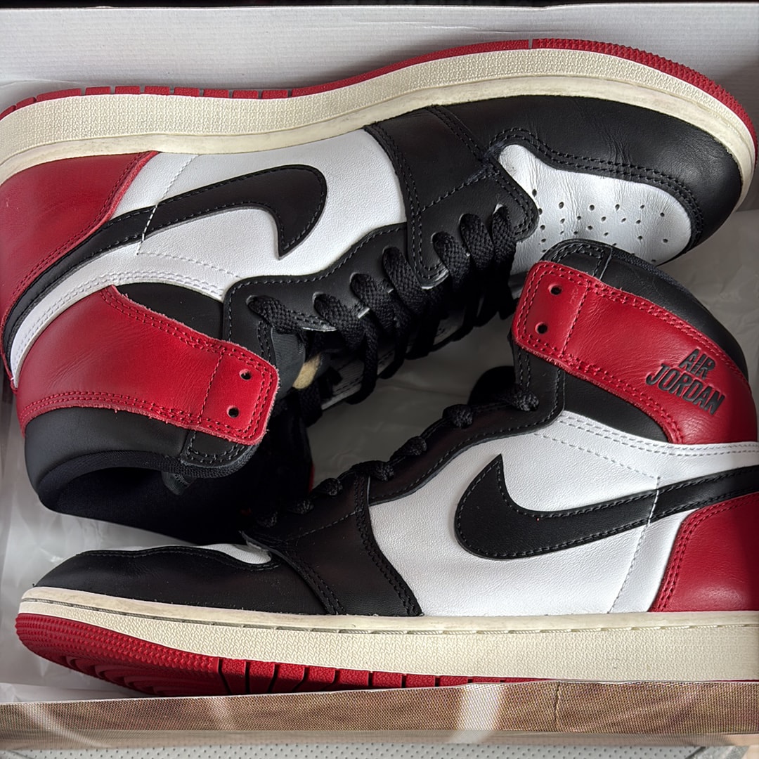 Nike Air Jordan 1 Retro High OG "Black Toe Reimagined"