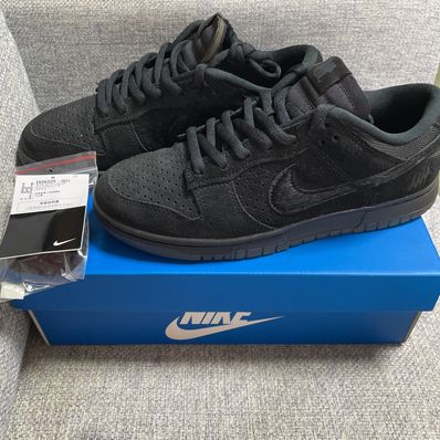 UNDEFEATED × Nike Dunk Low SP "5 ON IT"