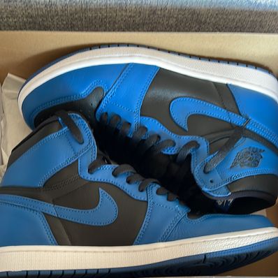 Nike Air Jordan 1 Retro High OG "Dark Marina Blue"