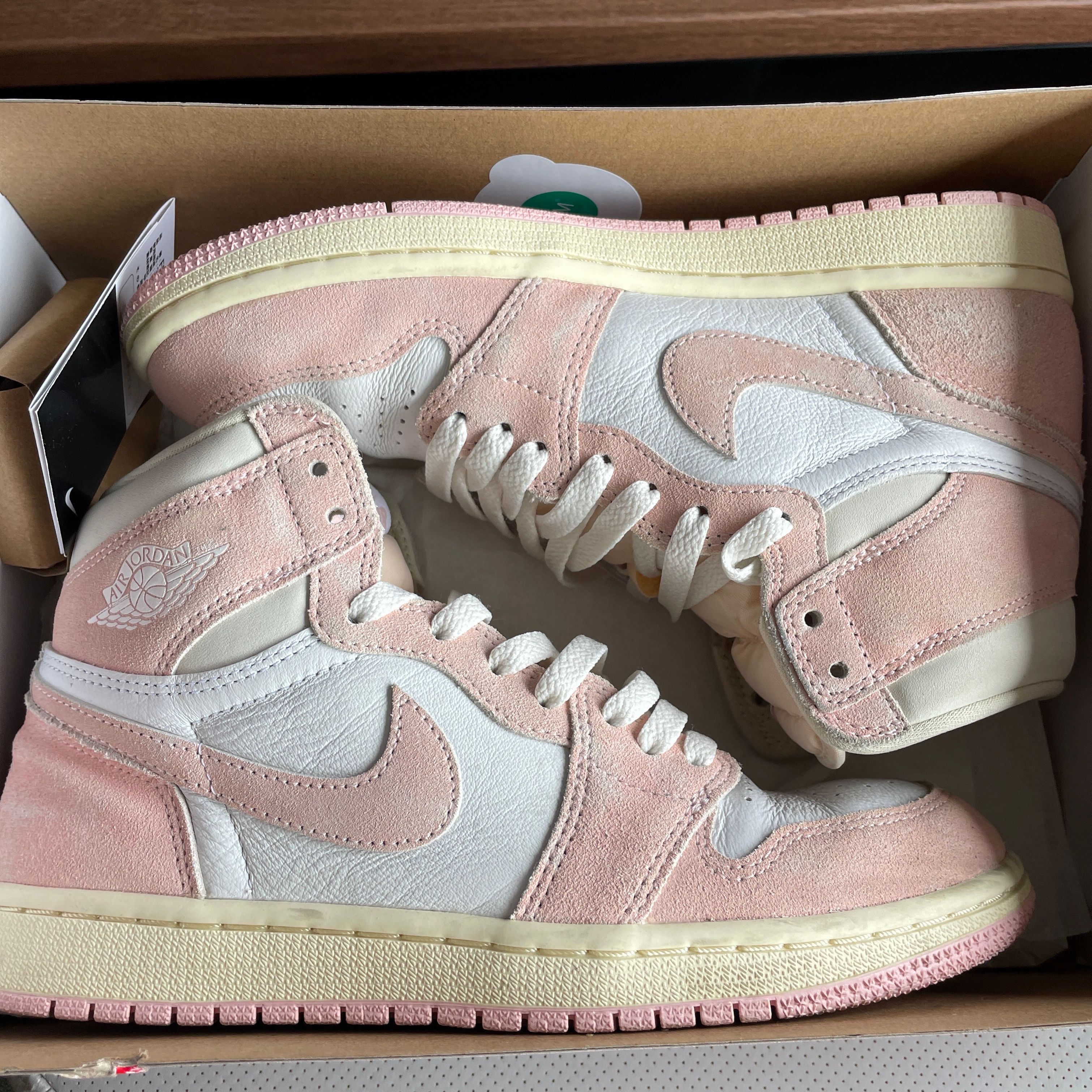 Nike Women's Air Jordan 1 Retro High OG "Washed Pink"