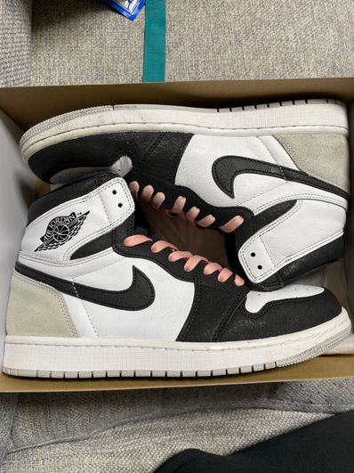 Nike Air Jordan 1 High OG "Bleached Coral"