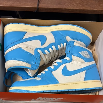 Nike Air Jordan 1 Retro High OG "UNC Reimagined"