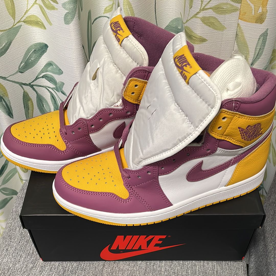 Nike Air Jordan 1 High OG "Brotherhood"