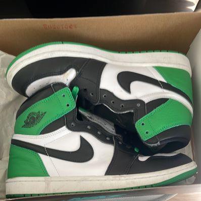 Nike Air Jordan 1 Retro High OG "Celtics/Black and Lucky Green" (2023)
