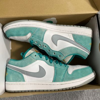 Nike Air Jordan 1 Low SE "New Emerald"