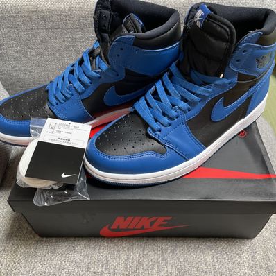 Nike Air Jordan 1 Retro High OG "Dark Marina Blue"