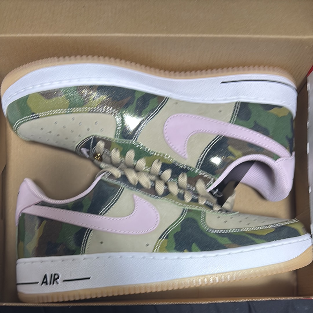 Nike Air Force 1 Low Retro "Patent Camo Pink"
