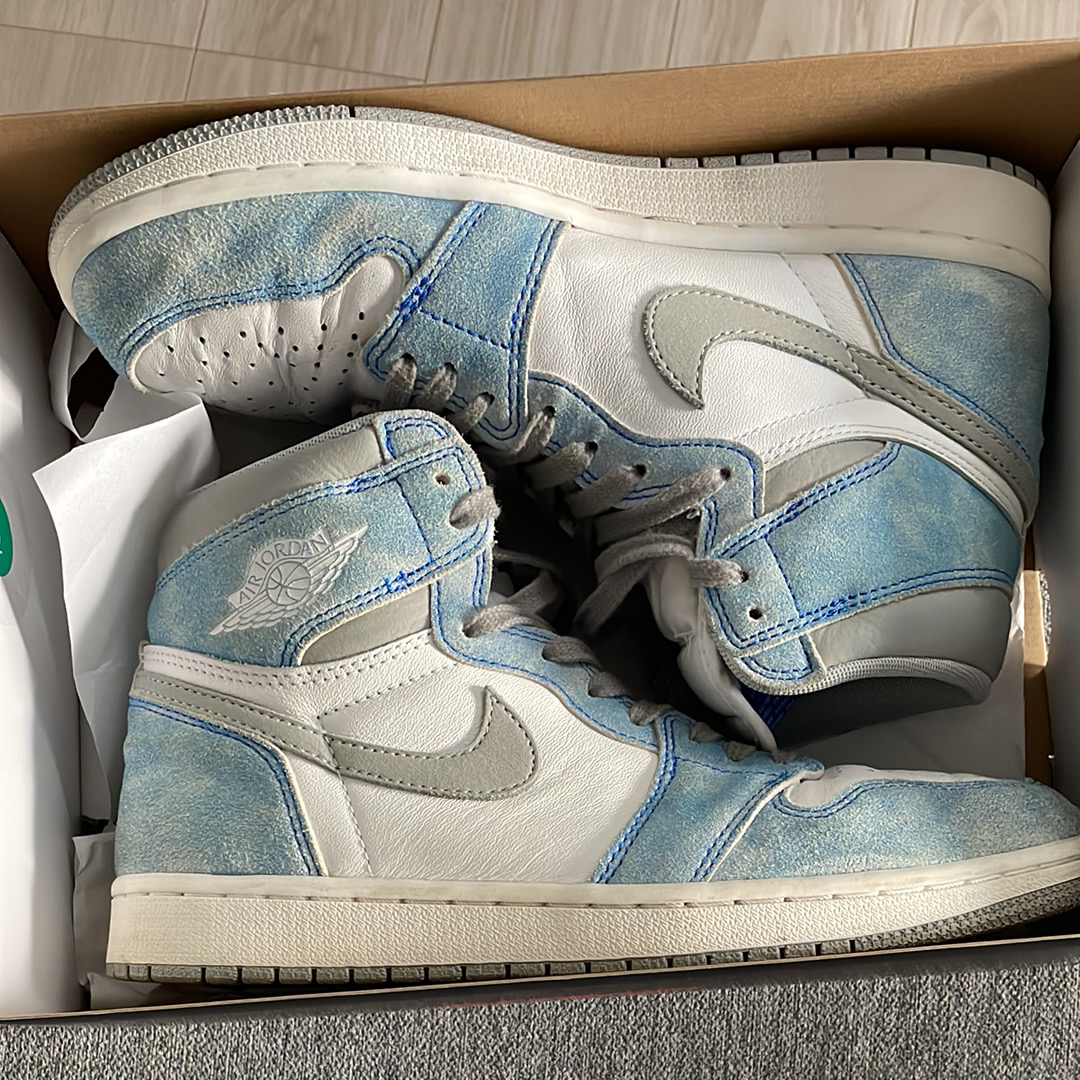 Nike Air Jordan 1 High OG "Hyper Royal"