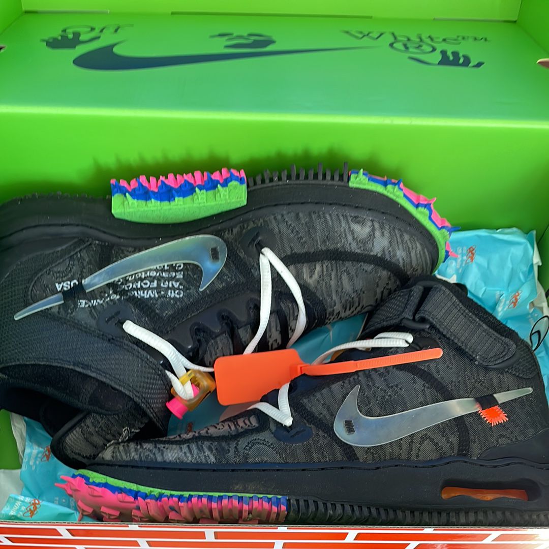 Off-White × Nike Air Force 1 Mid "Black"