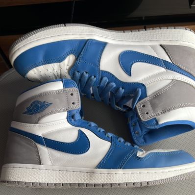 Nike Air Jordan 1 High OG "True Blue"