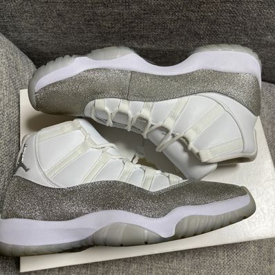 NIKE Women's AIR JORDAN 11 "METALLIC SILVER"