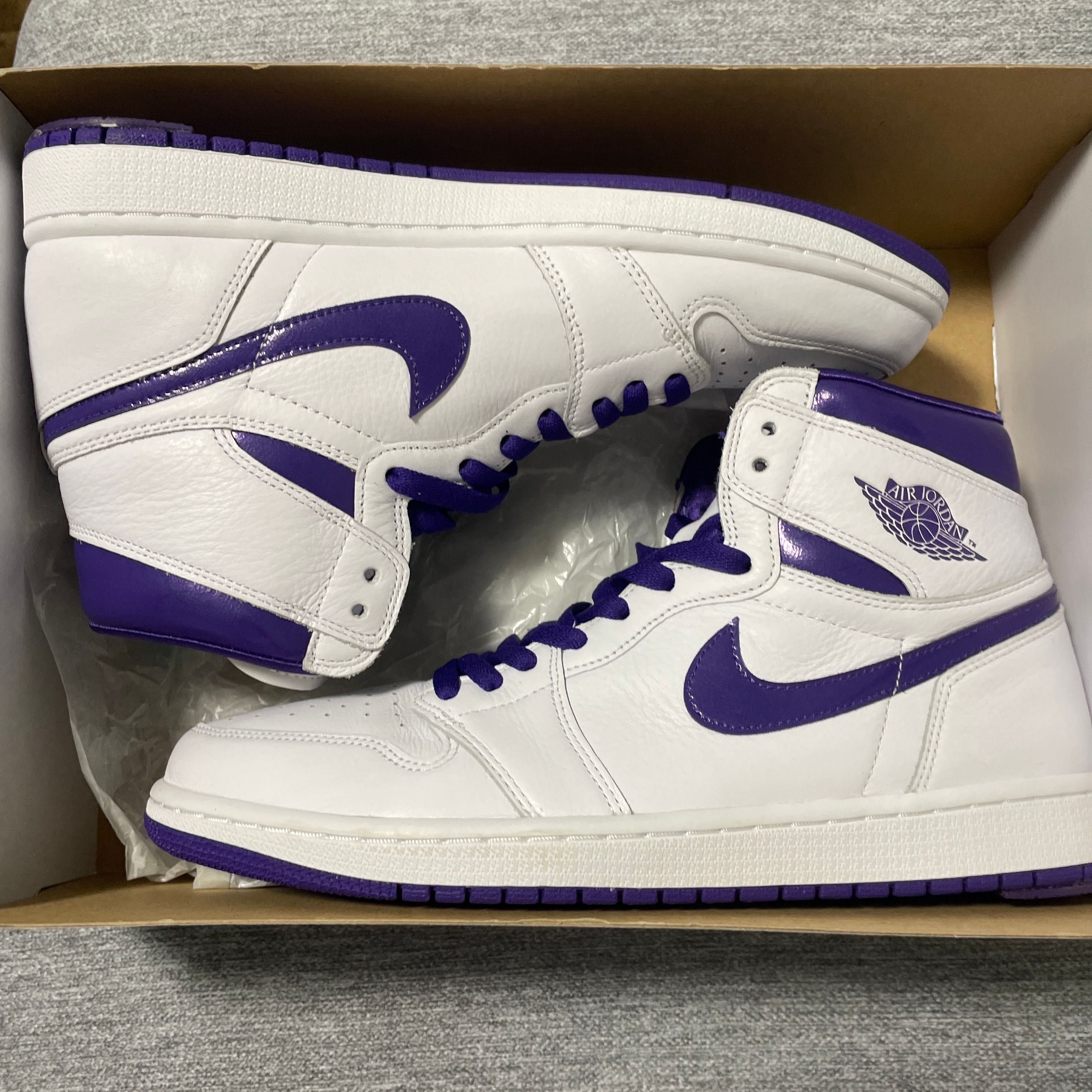 Nike Women's Air Jordan 1 High OG "Court Purple"