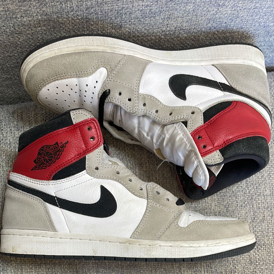 Nike Air Jordan 1 High OG "White/Black/Light Smoke Grey"