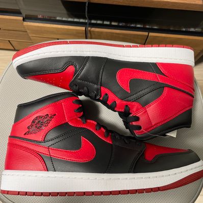 Nike Air Jordan 1 Mid "Bred"