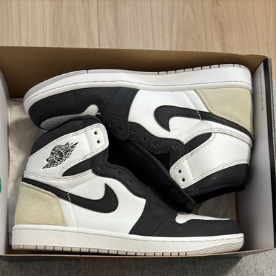 Nike Air Jordan 1 High OG "Bleached Coral"