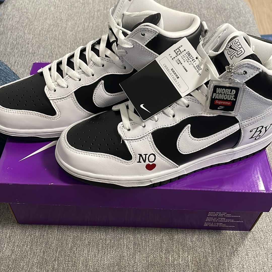 Supreme × Nike SB Dunk High By Any Means "White Black"