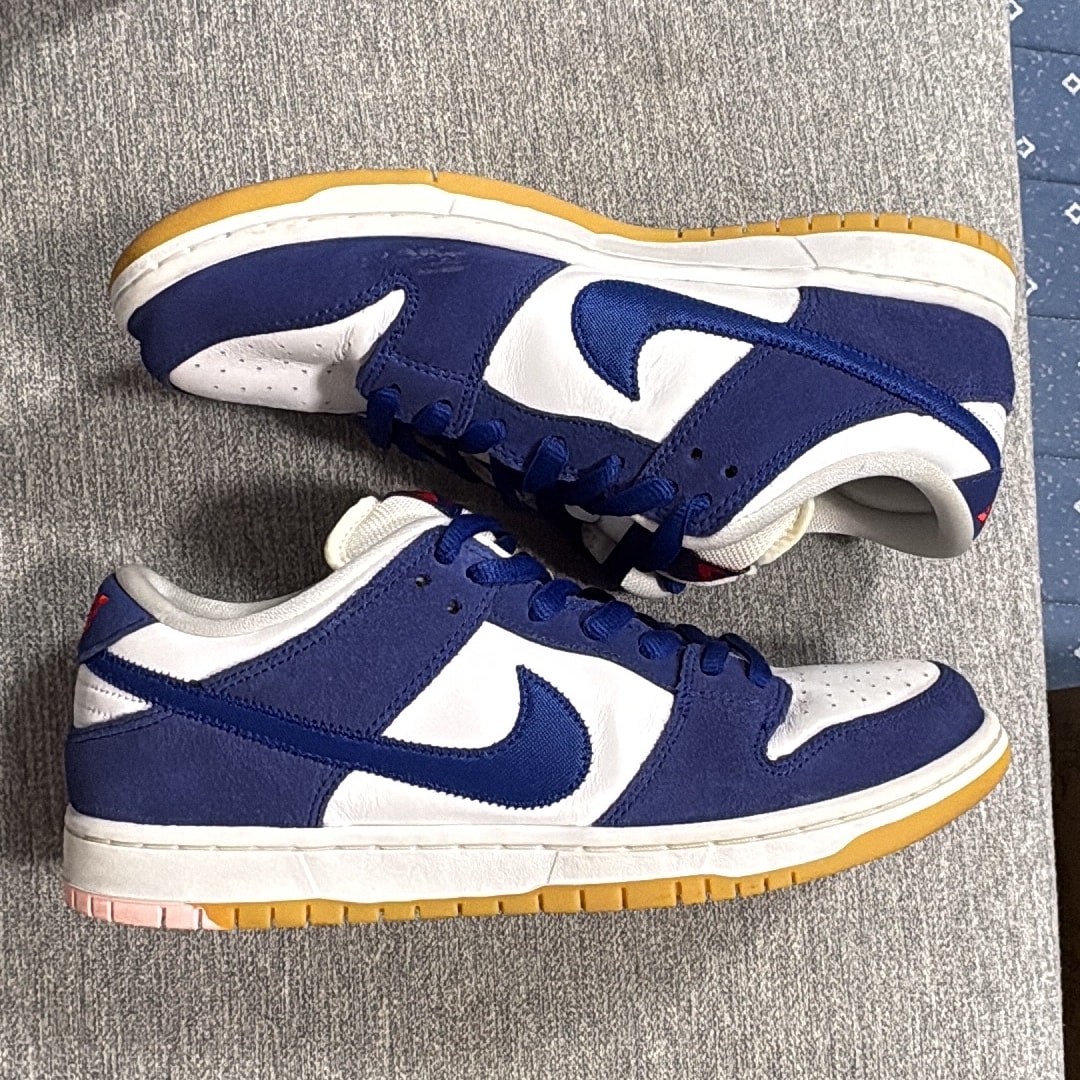 Nike SB Dunk Low "Los Angeles Dodgers/Deep Royal Blue"