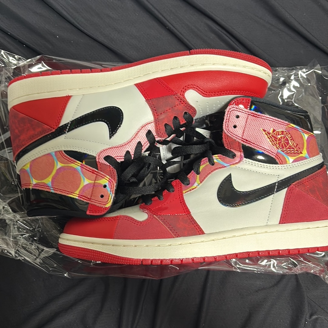 Spider-Man × Nike Air Jordan 1 Retro High OG SP "Spider-Man: Across the Spider-Verse/University Red"