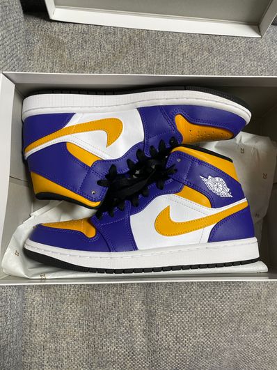 Nike Air Jordan 1 Mid "Lakers"
