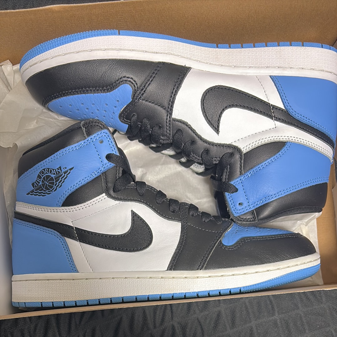Nike Air Jordan 1 Retro High OG "University Blue/UNC Toe"