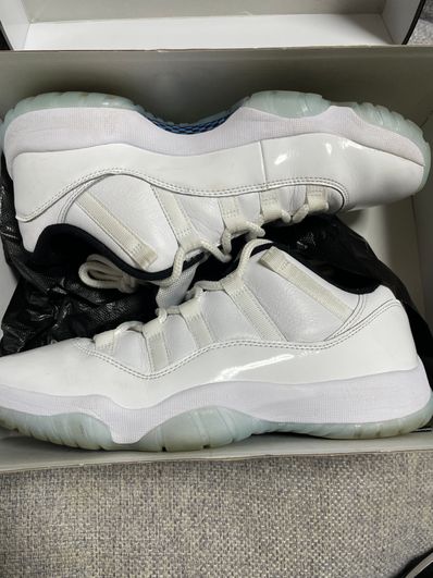 Nike Air Jordan 11 Low "Legend Blue"
