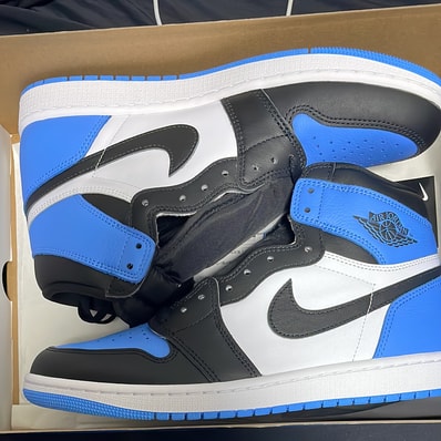 Nike Air Jordan 1 Retro High OG "University Blue/UNC Toe"