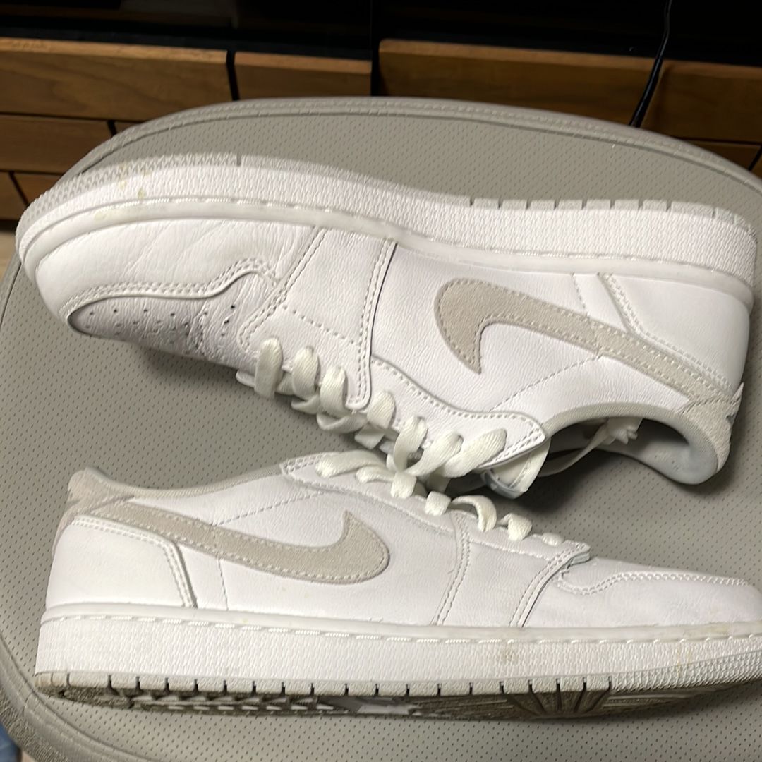 Nike Air Jordan 1 Low OG "Neutral Grey"