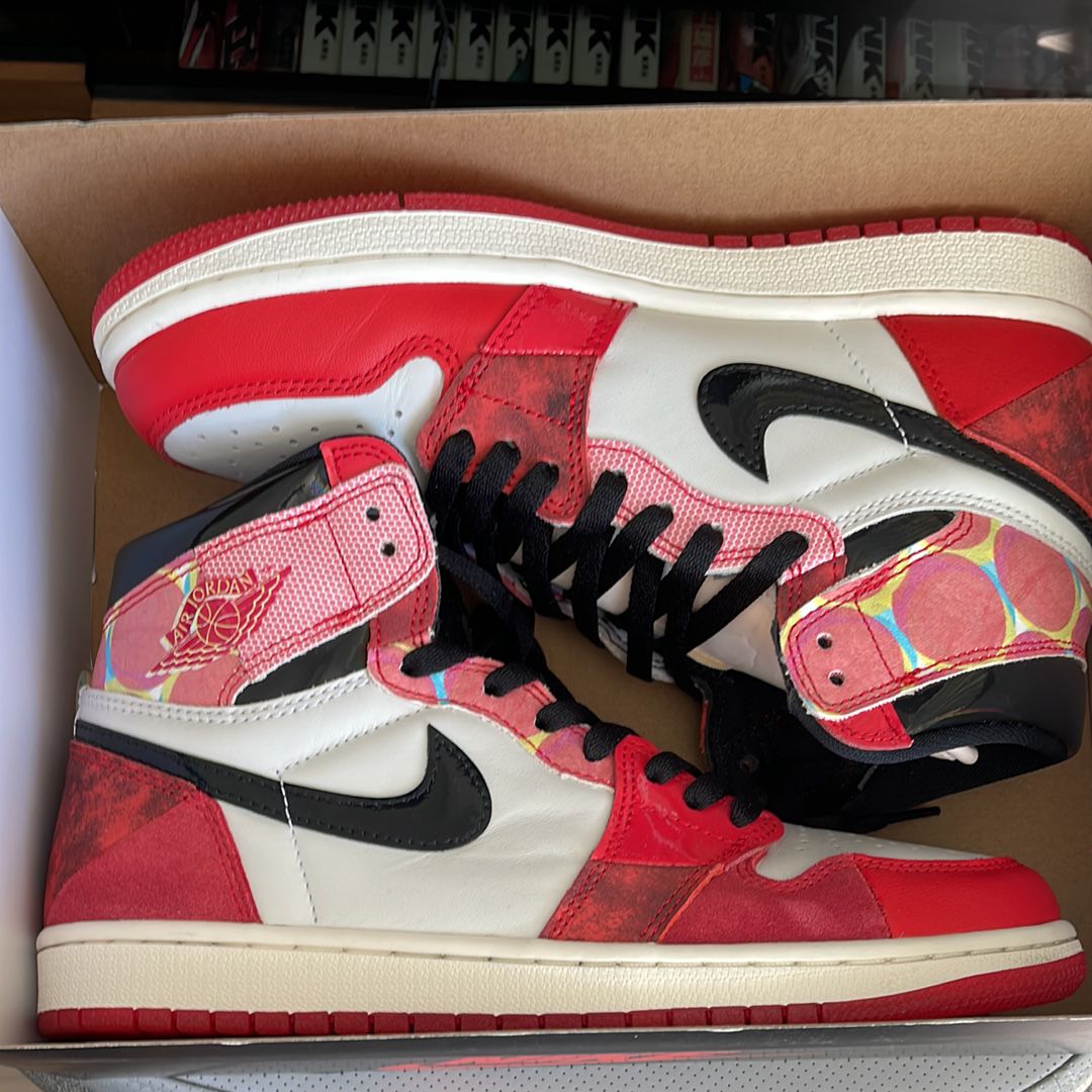 Spider-Man × Nike Air Jordan 1 Retro High OG SP "Spider-Man: Across the Spider-Verse/University Red"