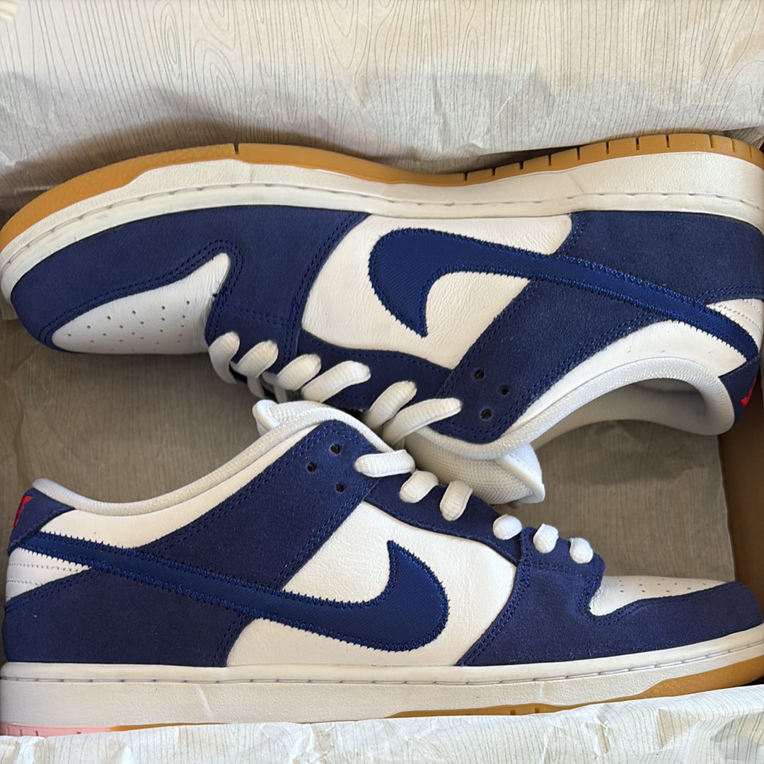Nike SB Dunk Low "Los Angeles Dodgers/Deep Royal Blue"