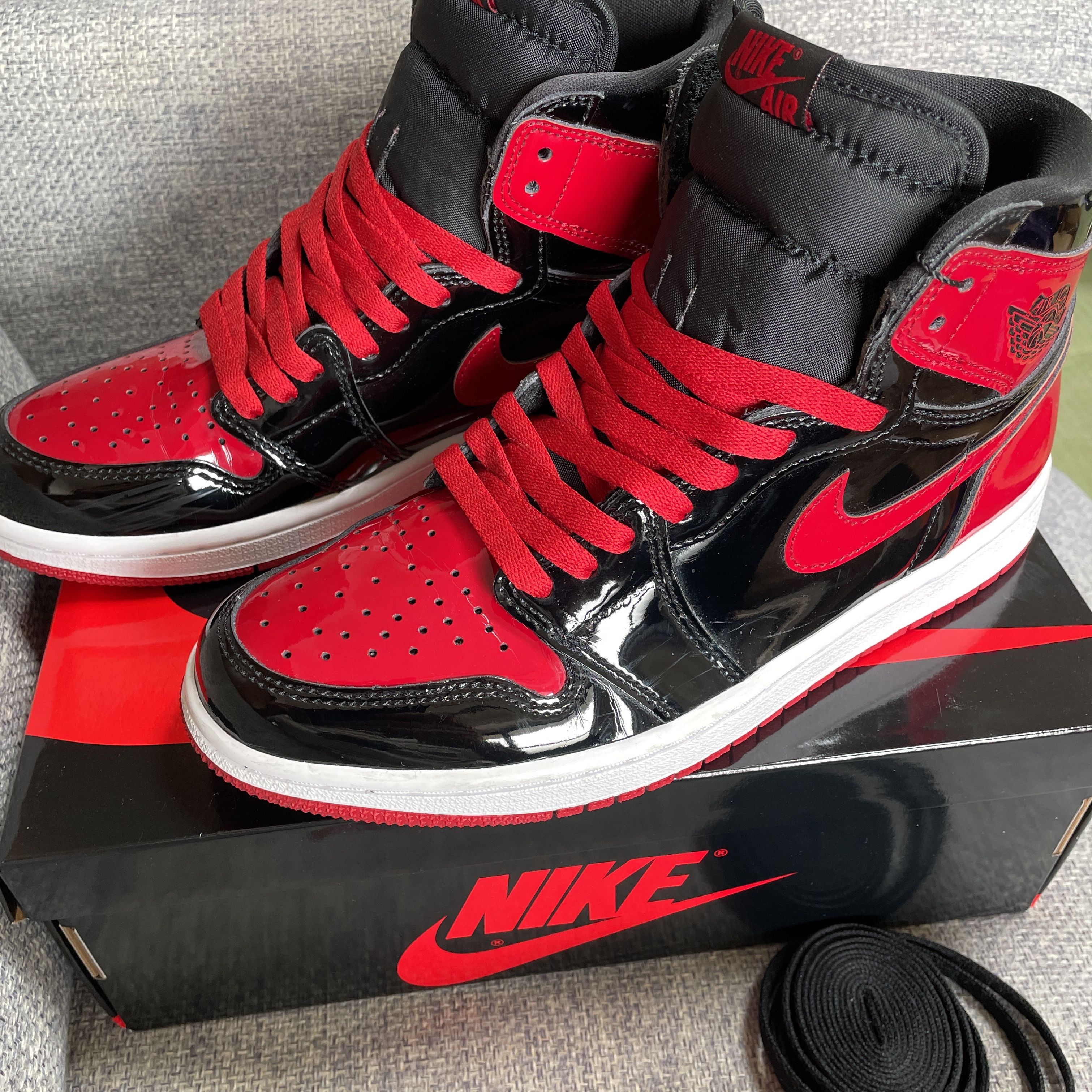 Nike Air Jordan 1 High OG "Patent Bred"