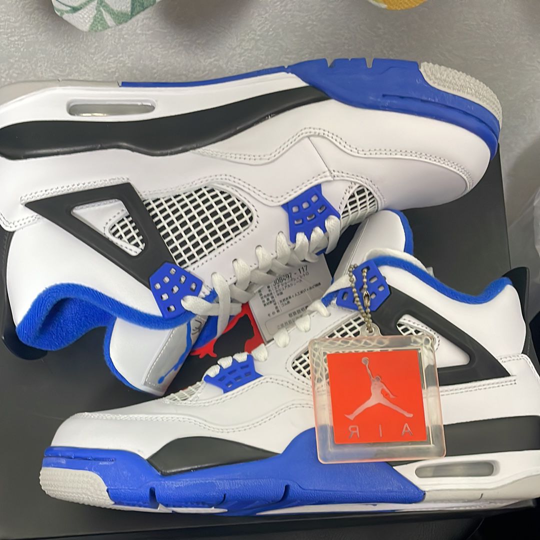 NIKE AIR JORDAN 4 RETRO "MOTORSPORTS" (2017)