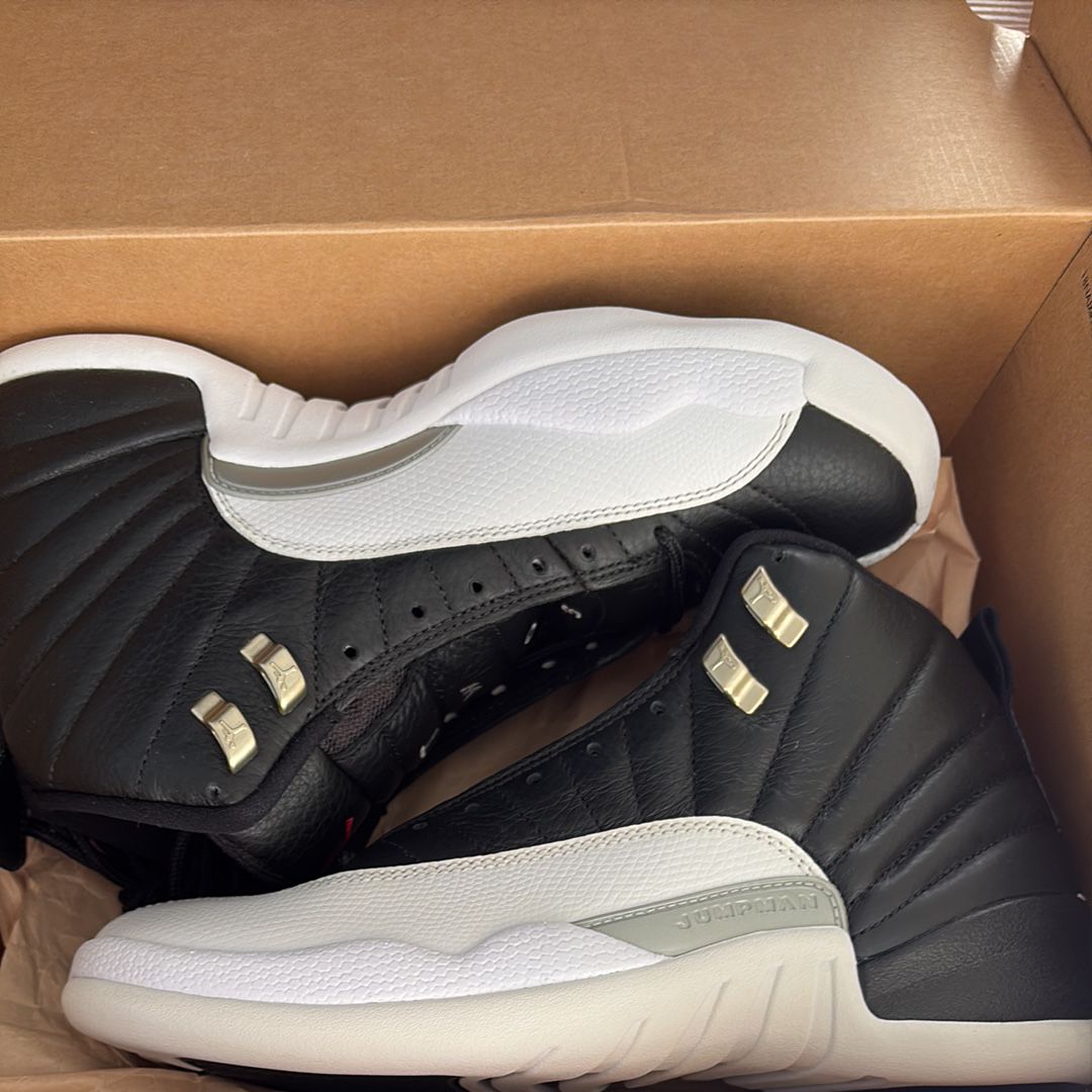 Nike Air Jordan 12 "Playoffs"