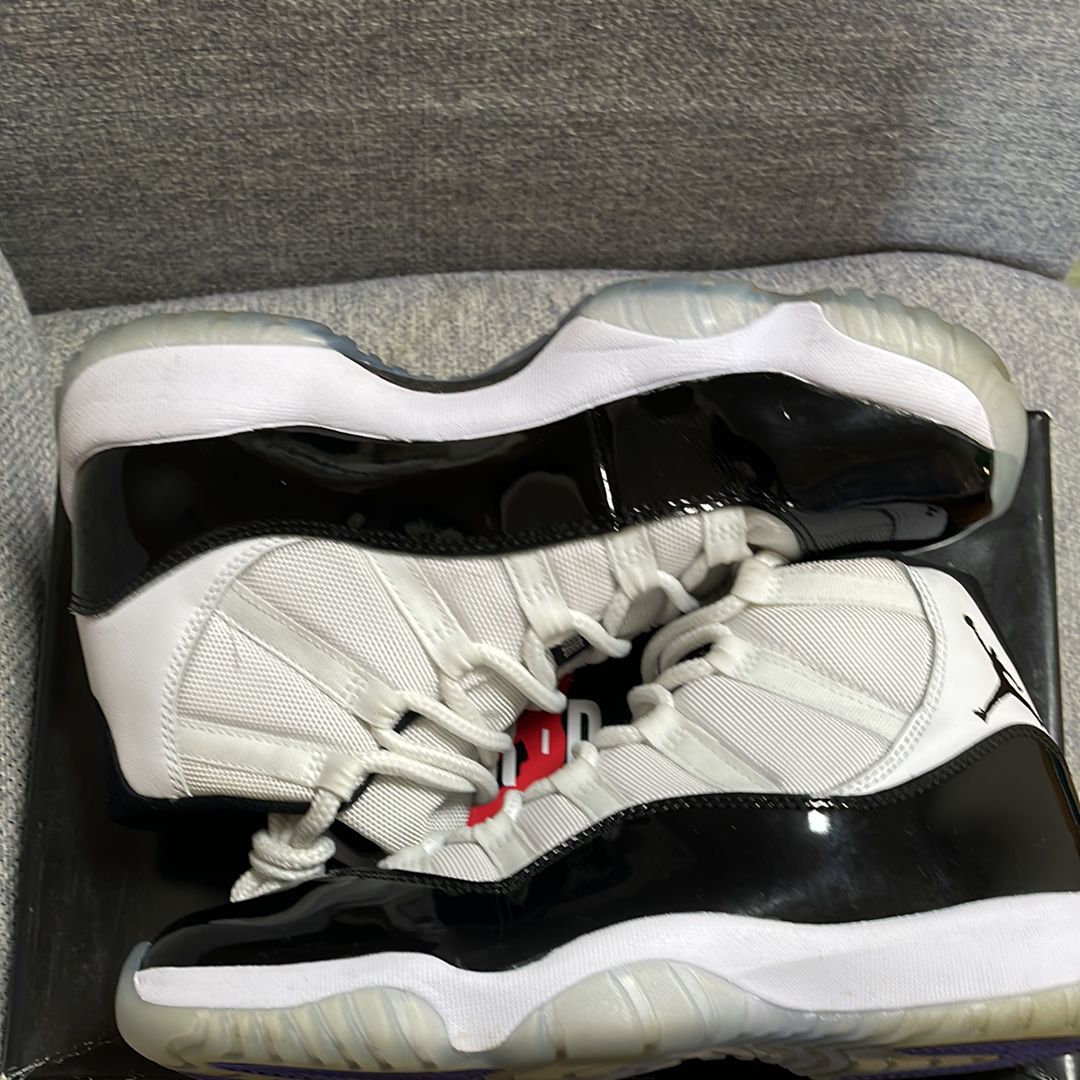 Nike Air Jordan 11 Retro "Concord" (2018)